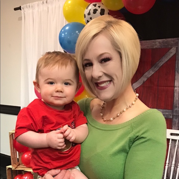 Meet your Posher, Christey - Picture 14 of 16